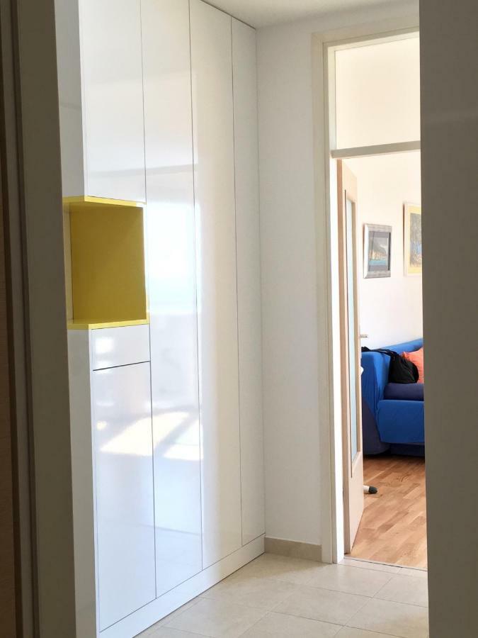 Antonijas Sunny Apartment Makarska Exterior photo